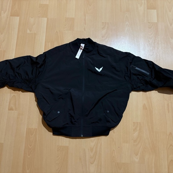 Victoria’s Secret Fashion Show 24 Parachute Bomber Jacket NWT XS SOLD OUT!! - Picture 6 of 6